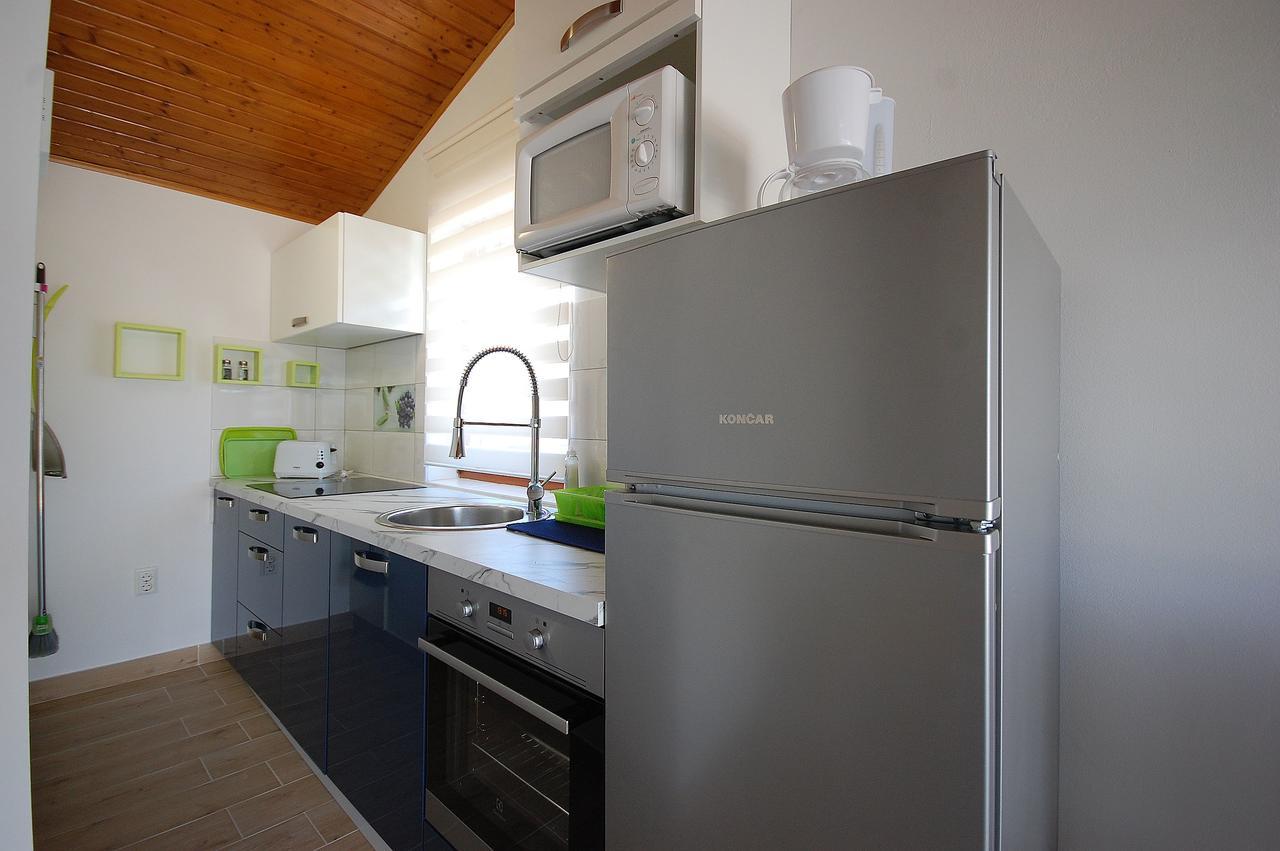 Apartment Bedenikovic Malinska Buitenkant foto