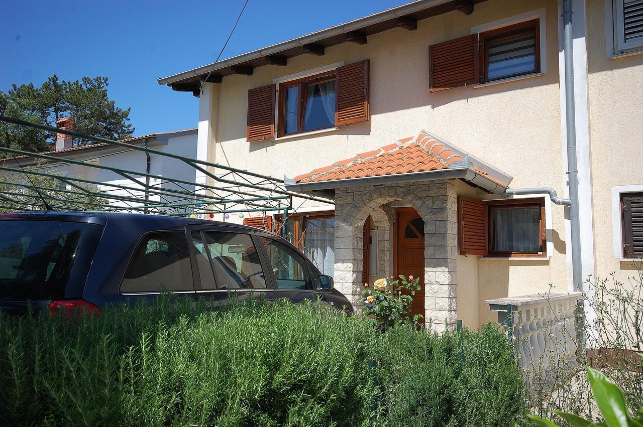 Apartment Bedenikovic Malinska Buitenkant foto